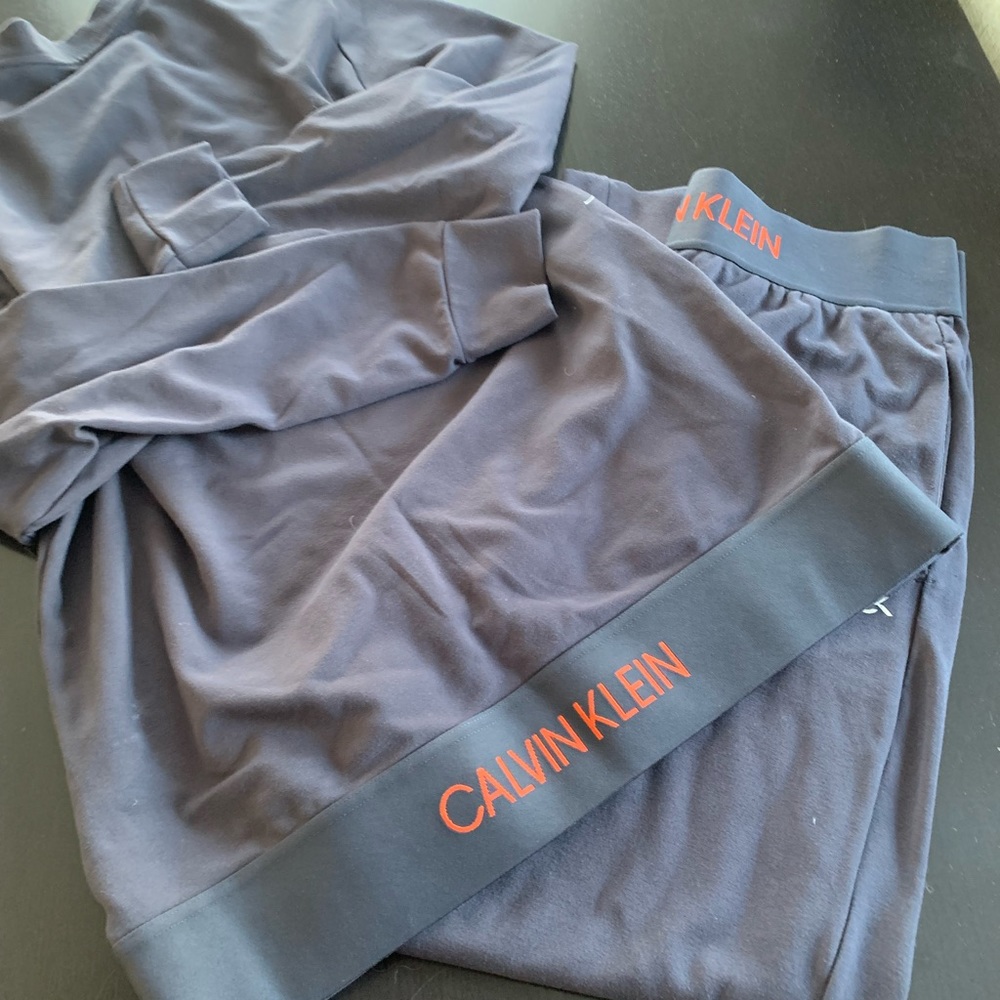 Calvin Klein Performance Lounge Set - image 2